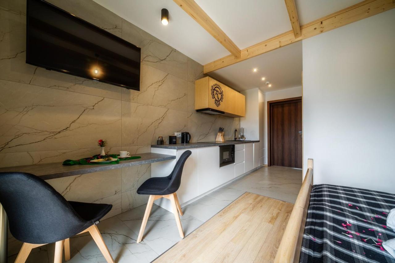 Aparthotel Rabian-Ski Zewnetrzny Basen Oraz Jacuzzi Z Podgrzewana Woda Sala Zabaw I Dmuchaniec Bialka Tatrzanska Exterior foto